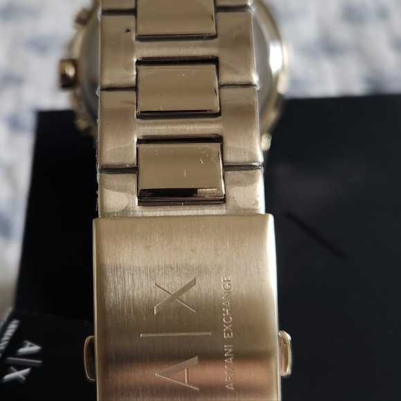 New Men's Armani Exchange Ax Chrono Gold watch - Picture 2 of 7
